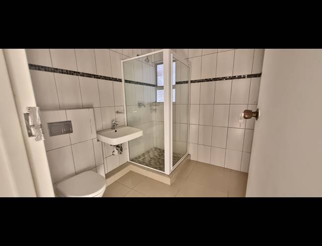 3 BEDROOM FLAT FOR SALE IN NORTH BEACH